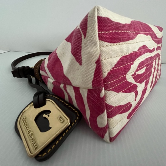 Dooney & Bourke Washed Cotton Canvas w/Leather Trim Small Handbag - sample - Picture 8 of 16